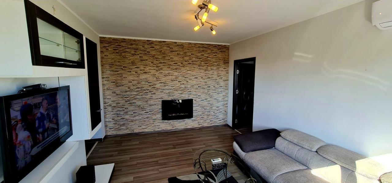 Ultracentral Apartments Bacău Exterior foto